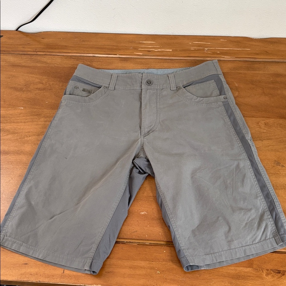 Kuhl Gray Men's Cargo Shorts Size 33